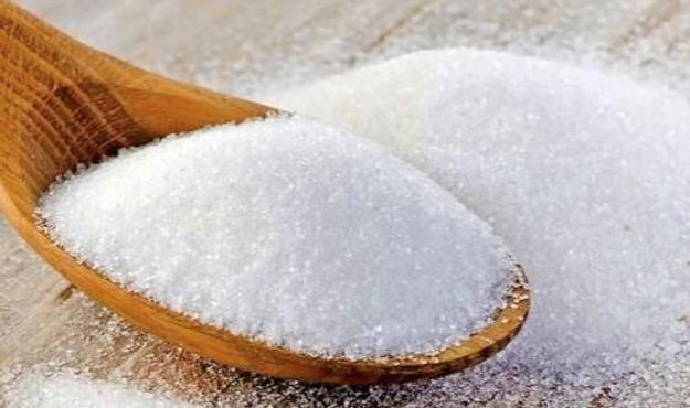 قیمت هر کیلو شکر فله ۱۵ هزار تومان 