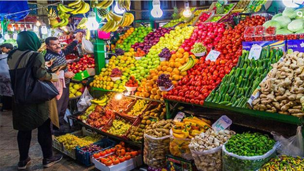 اعلام نرخ انواع میوه در بازار 