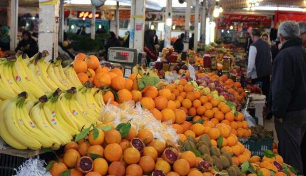  فروش میوه ۵۰ درصد کاهش یافت