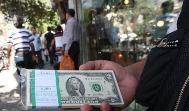 نرخ ارز به دلیل شایعات و اخبار نادرست بالا رفته است!