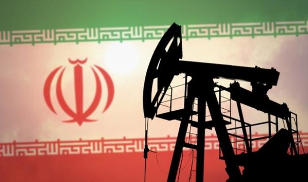  ایران قیمت فروش نفت به مشتریان آسیایی را کاهش داد
