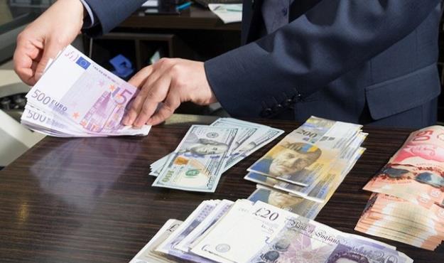  ثبات نسبی قیمت ارز در مرکز مبادله