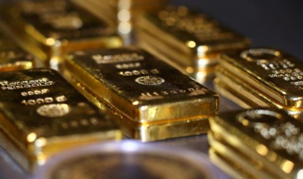 قیمت طلا در پایین ترین سطح 3 ماهه اخیر خود