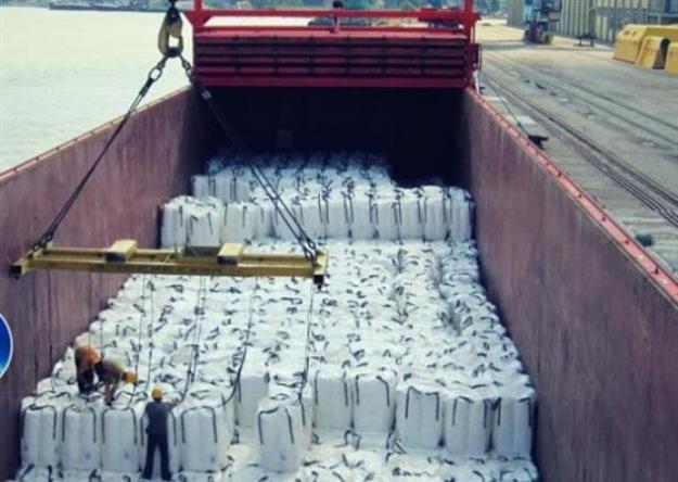  واردات ۳ کشتی شکر برای تنظیم بازار 