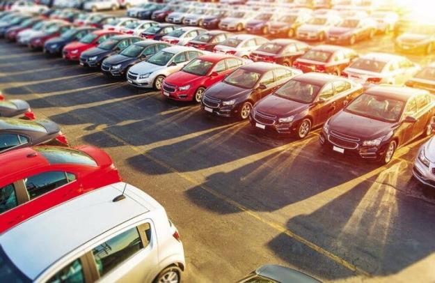 بازگشایی سامانه یکپارچه برای ثبت‌ نام‌ کنندگان خودروهای وارداتی 