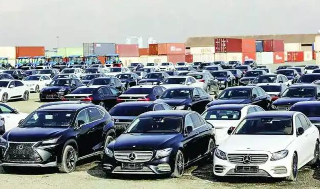 رئیس اتحادیه نمایشگاه‌داران: رکود کامل در بازار خودرو