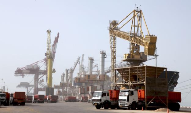 تعرفه گمرکی واردات کالاهای اساسی، دارو و شیرخشک یک درصد شد