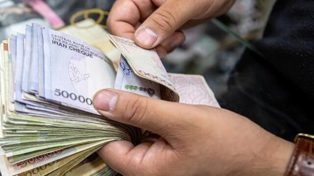 یک خانواده ۴ نفره در سال ۱۴۰۴ چگونه امرار معاش می‌کند؟ + جدول