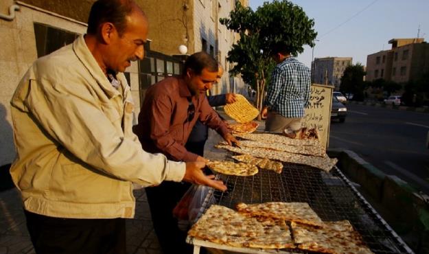 تاثیر بالا رفتن هزینه‌های حمل و نقل بر گرانی غیرقانونی نان